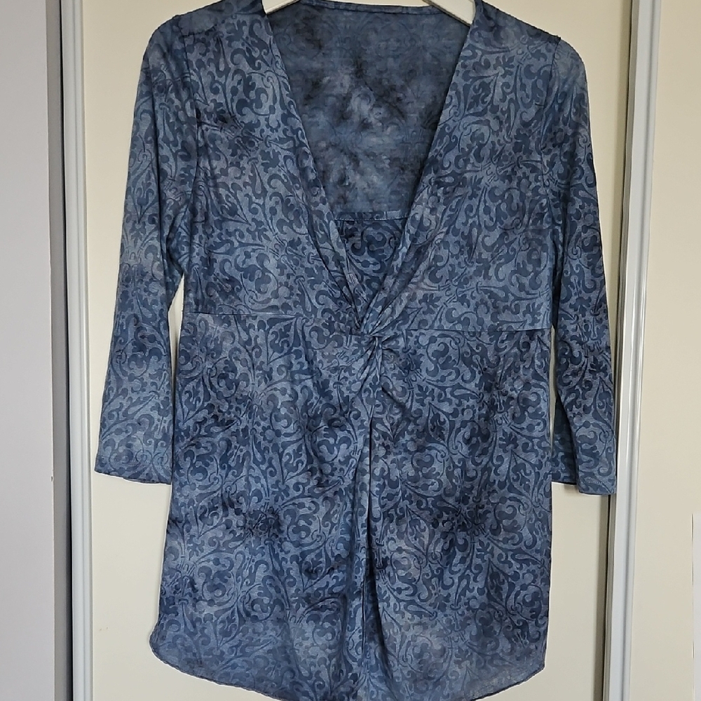 Elegant Blue Women's Blouse